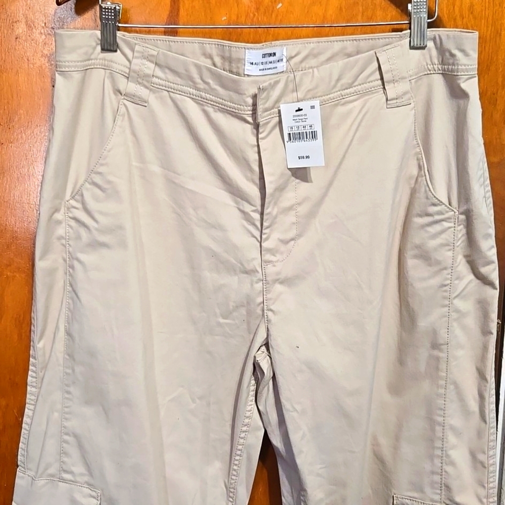 Cotton On Women’s Cargo Pants Beige Size 12 NWT Casual Utility Pockets